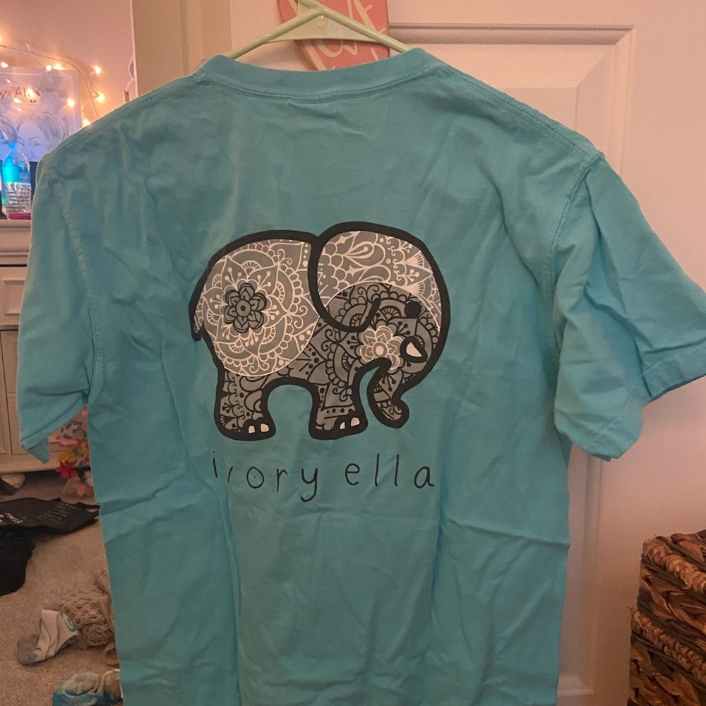 ivory ella t shirt size medium
